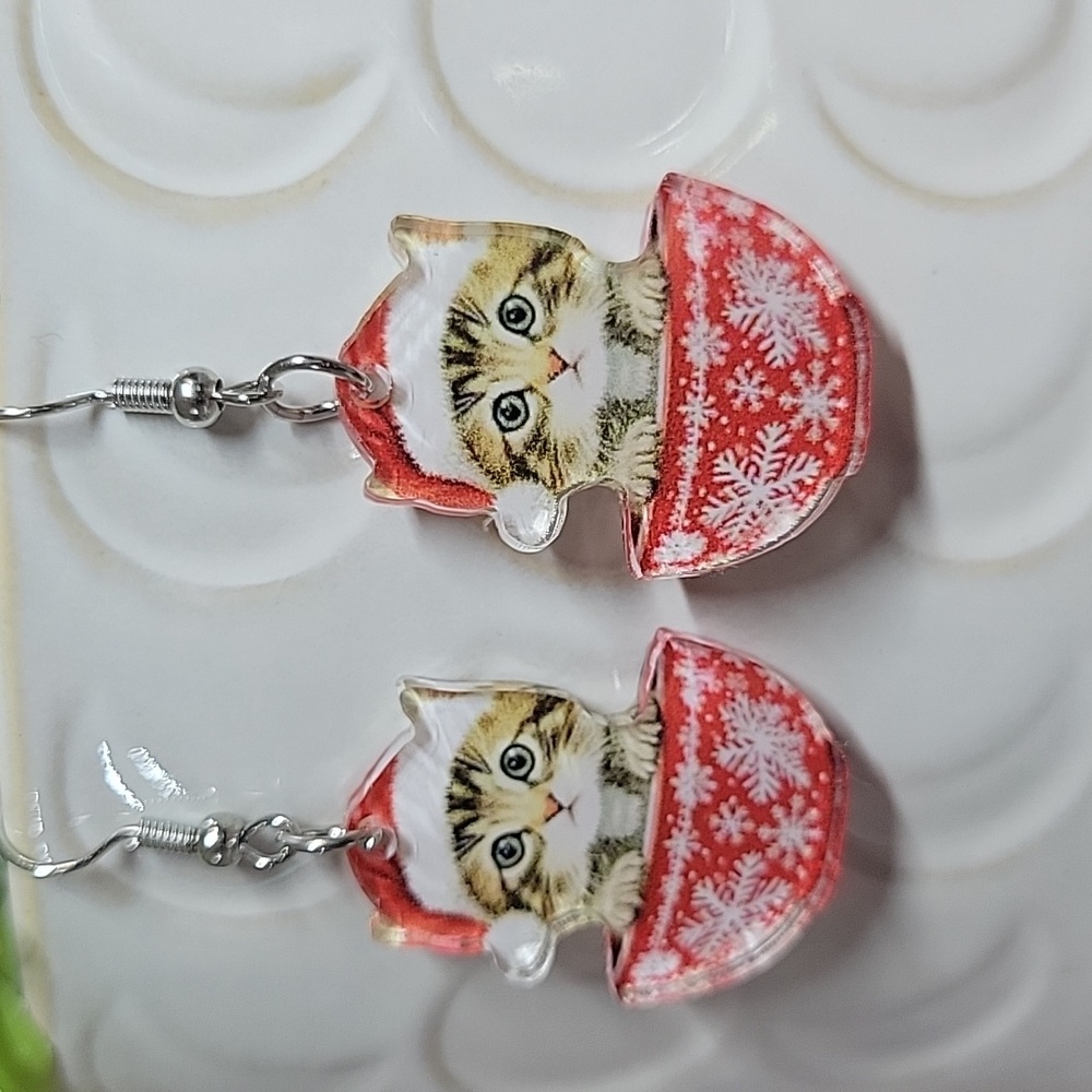 SANTA CAT IN A TEACUP CHRISTMAS EARRINGS